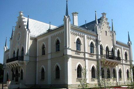 De mâine, Palatul lui Cuza de la Ruginoasa va fi deschis publicului