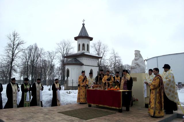 Memoria şi faptele episcopului Melchisedec, evocate la Roman