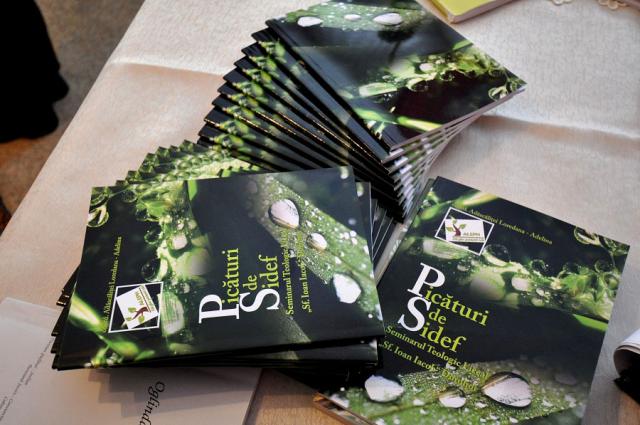Liturghie arhierească şi lansare de revistă la Seminarul Teologic Dorohoi