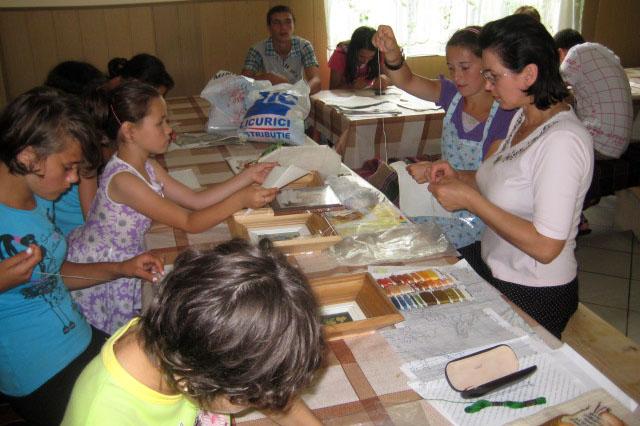 Întâlniri educative pentru tinerii parohiei Dumeni