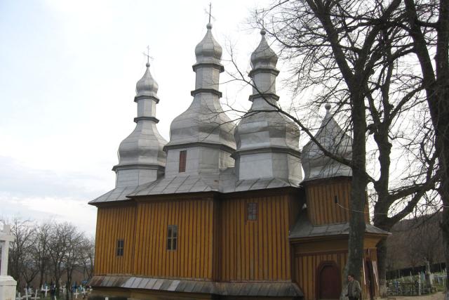 Mănăstirea „Brădiceşti“, ctitoria episcopului Varlaam al Huşilor