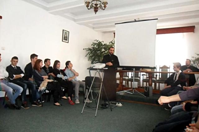 Conferință duhovnicească cu membrii A.T.O.R. Tg. Neamț