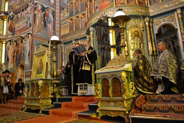 Oraşul Piatra Neamţ a primit vizita Înaltpreasfinţitului Mitropolit Teofan