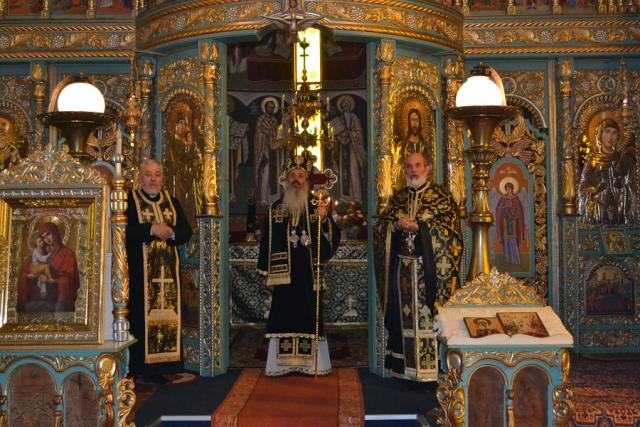 Oraşul Piatra Neamţ a primit vizita Înaltpreasfinţitului Mitropolit Teofan