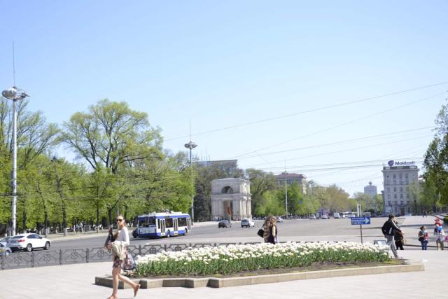 Moldoveni, deci români
