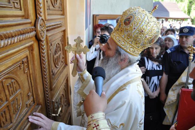 A fost sfinţită Biserica „Sf. Prooroc Daniel“ şi „Sf. Mc. Ioan Valahul“ din Iaşi
