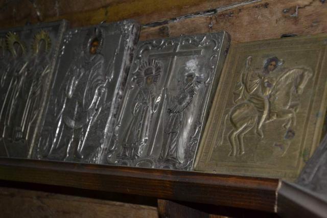 Biserica Vârgolici: o bijuterie şlefuită în lemn
