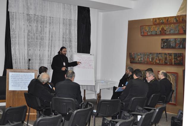 La Durău au debutat conferinţele semestriale preoţeşti ale Arhiepiscopiei Iaşilor