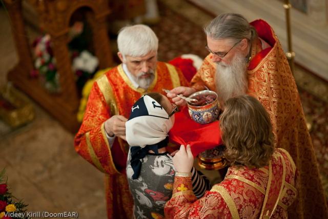 Mitropolitul Ilarion Alfeiev despre împărtăşirea în Săptămâna Luminată