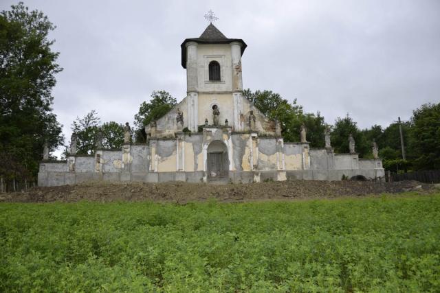 Fortăreaţa boierească de la Hilişeu Crişan