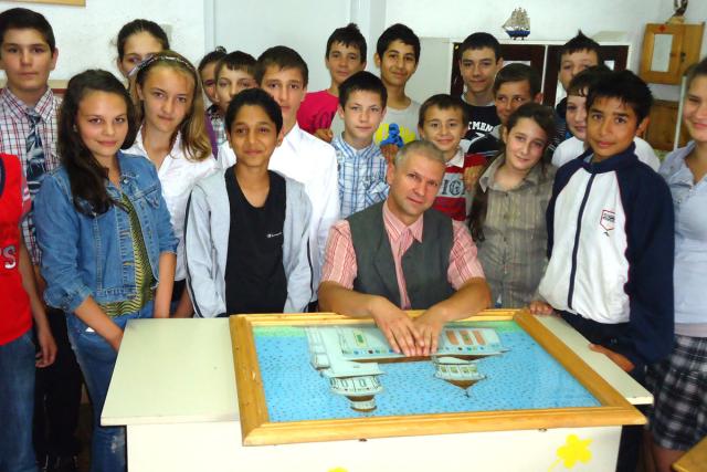 „Profesorul trebuie să se comporte cu copiii la fel cum preotul se comportă cu Darurile Sfinte”