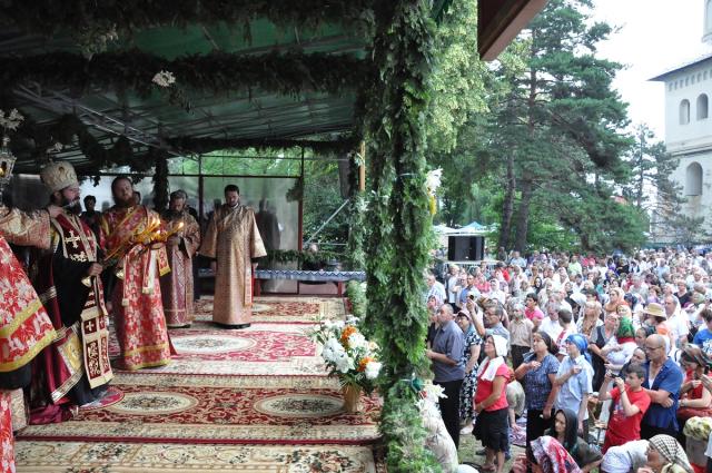 Priveghere în cinstea Sfântului Ioan cel Nou de la Suceava