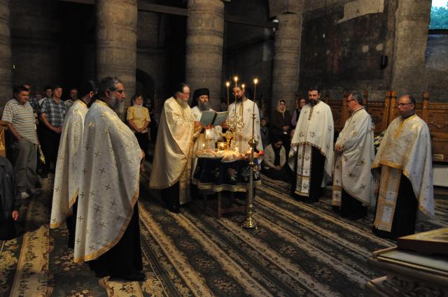Priveghere în cinstea Înălţării Domnului la Mănăstirea Galata