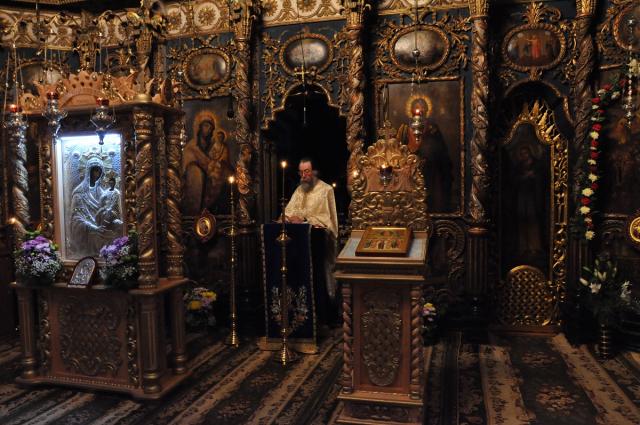 Priveghere în cinstea Înălţării Domnului la Mănăstirea Galata