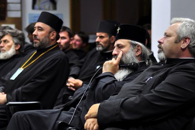 Protopopiatele Dorohoi şi Darabani, în conferinţă preoţească semestrială