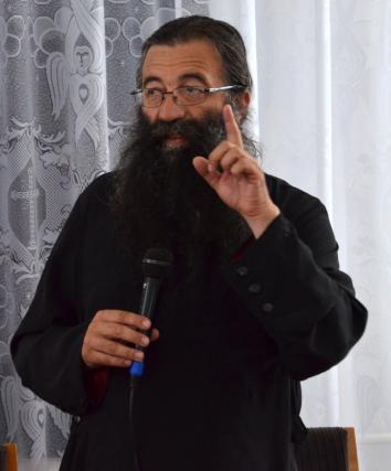 Preoteasa, cel mai aspru critic al preotului