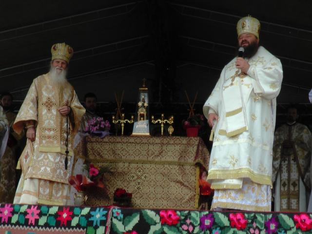 "Oamenii se sfinţesc atunci când ridică sau înfrumuseţează o biserică"