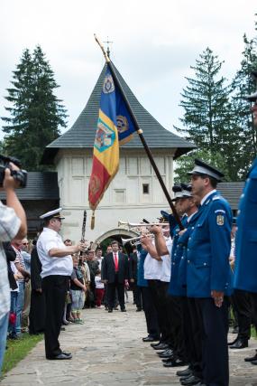 Liturghie arhierească la Mănăstirea Putna