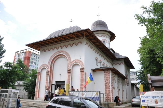 "Sfântul Ştefan cel Mare s-a distins prin sfinţenie pentru că a ascultat de duhovnic"
