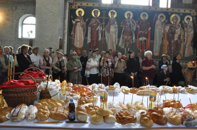 "Sfântul Ştefan cel Mare s-a distins prin sfinţenie pentru că a ascultat de duhovnic"