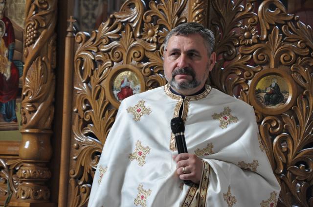 "Sfântul Ştefan cel Mare s-a distins prin sfinţenie pentru că a ascultat de duhovnic"