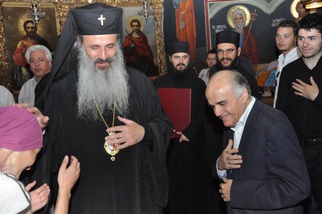 Sfântă Liturghie arhierească, în cadrul manifestărilor Masterclass-ului de Cânt Bizantin de la Iaşi