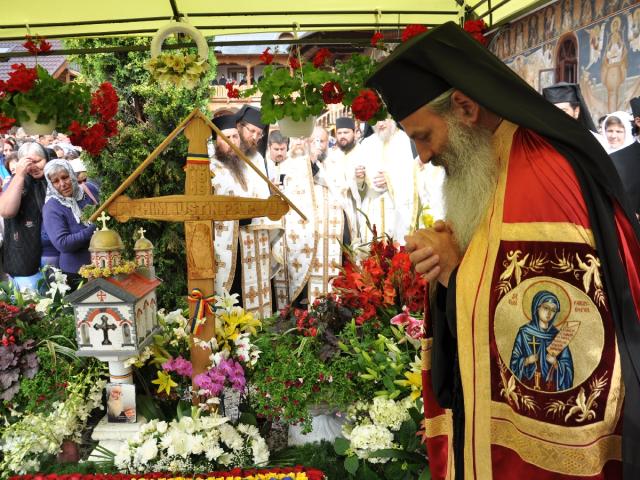 O inimă cât o țară: părintele Justin Pârvu
