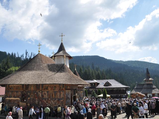O inimă cât o țară: părintele Justin Pârvu
