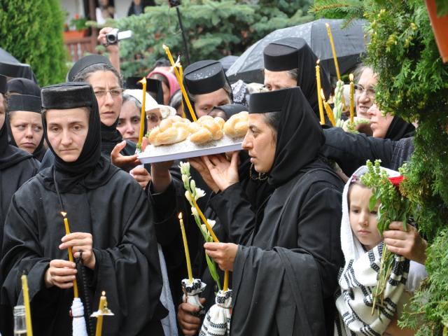 O inimă cât o țară: părintele Justin Pârvu