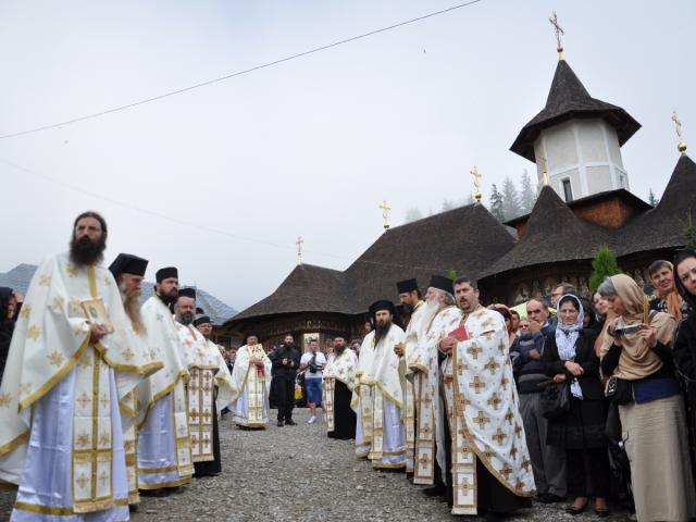 O inimă cât o țară: părintele Justin Pârvu