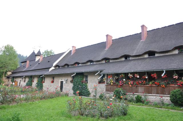 Biserica Mănăstirii Moldoviţa va fi resfinţită după aproape 500 de ani