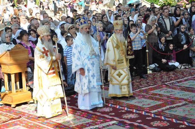 IPS Teodosie, la hramul Mănăstirii Sihăstria: „Sfânta Teodora este cea mai aleasă dintre sfinții cuvioși ai țării noastre”