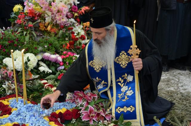Hram şi hirotesie de stareţă la Mănăstirea Paltin - Petru Vodă