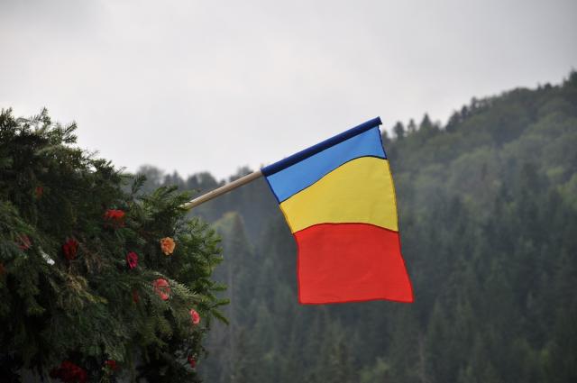 Biserica parohiei Cuiejdiu-Gârcina, resfințită de IPS Mitropolit Teofan
