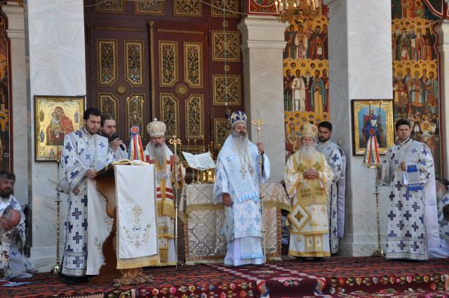 IPS Teodosie, la hramul Mănăstirii Sihăstria: „Sfânta Teodora este cea mai aleasă dintre sfinții cuvioși ai țării noastre”