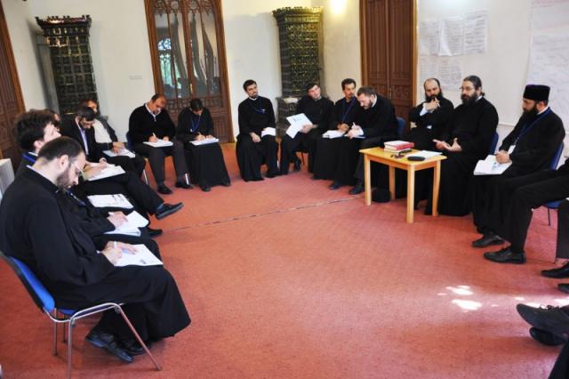 Atelier de formare pentru tinerii preoți, la Miclăușeni