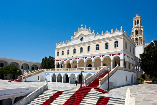 Biserica „Panaghia Evanghelistria” (Bunavestire) din Insula Tinos