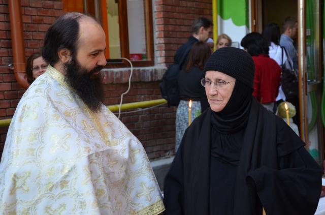 „Raportați-vă la copiii voștri ca la darurile lui Dumnezeu”