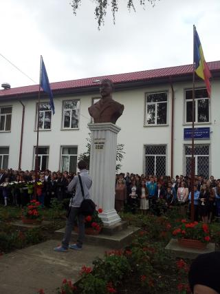 Momente de rugăciune, la deschiderea anului şcolar de la Liceul Tehnologic „Ion Nistor” din Vicovu de Sus