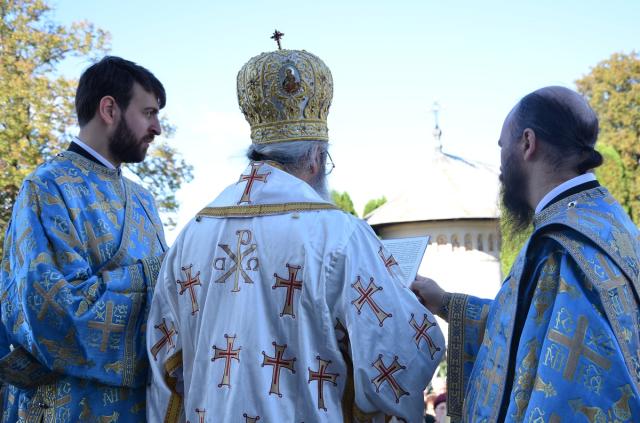 Biserica Mănăstirii Gorovei, resfințită de IPS Mitropolit Teofan