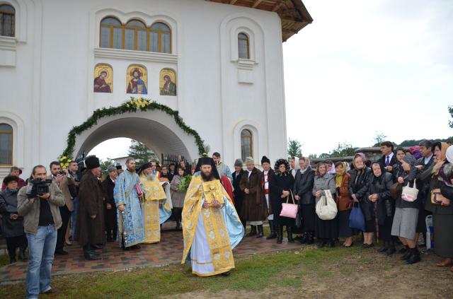 Biserica Mănăstirii Gorovei, resfințită de IPS Mitropolit Teofan