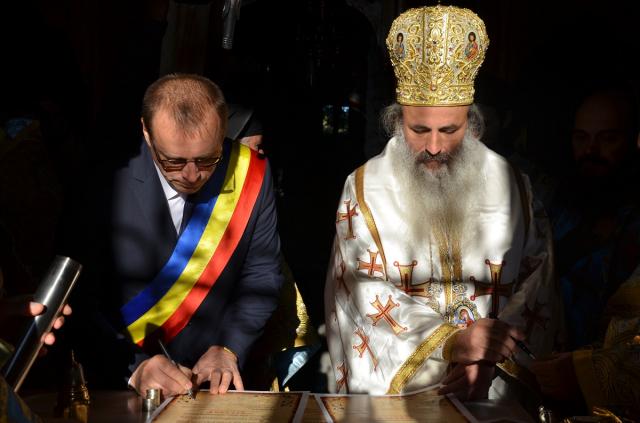 Biserica Mănăstirii Gorovei, resfințită de IPS Mitropolit Teofan