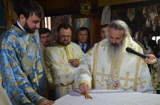 Biserica „Izvorul Tămăduirii” din localitatea Coșula, sfințită de IPS Mitropolit Teofan