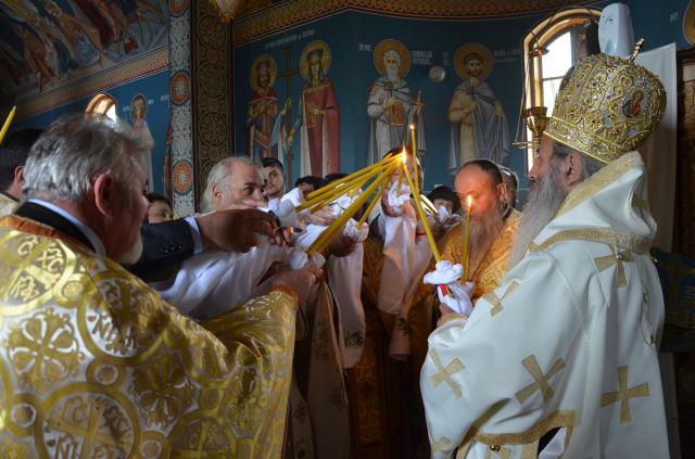 Biserica „Izvorul Tămăduirii” din localitatea Coșula, sfințită de IPS Mitropolit Teofan