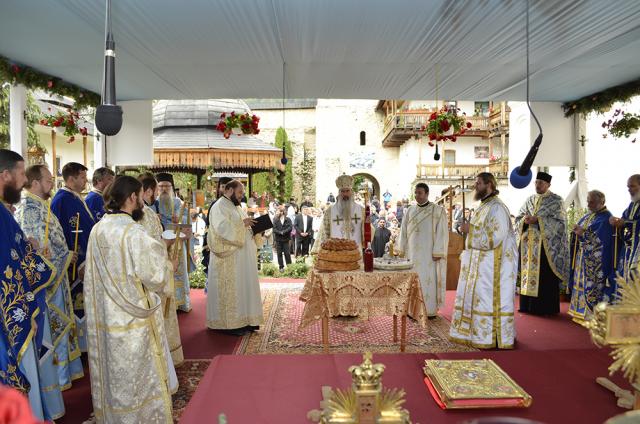 Hram la Mănăstirea Secu: „Sfinții nu se despart niciodată de locurile în care au petrecut”