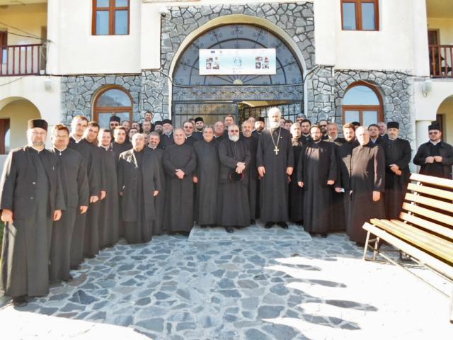 Cerc pastoral la Mănăstirea Caraiman