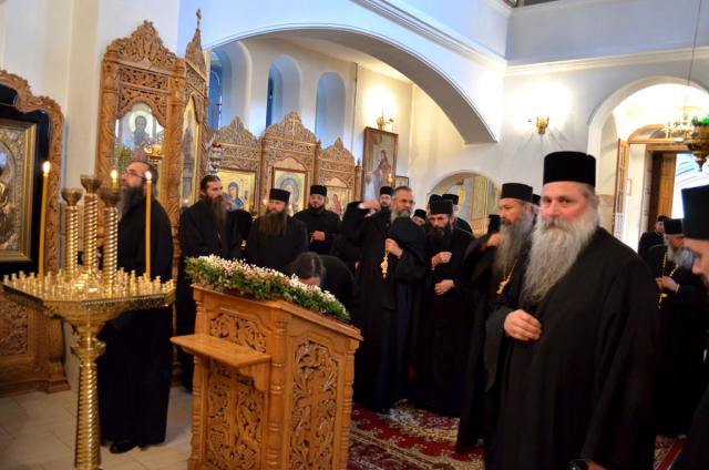 Pelerinaj în Ucraina al stareţilor şi stareţelor din Arhiepiscopia Iaşilor