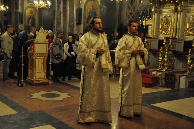 Priveghere la Catedrala mitropolitană din Iaşi