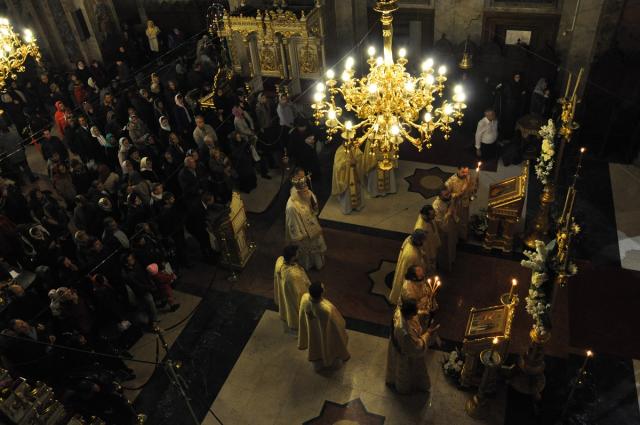 PS Calinic Botoşăneanul slujeşte Sfânta Liturghie la Catedrala mitropolitană din Iaşi
