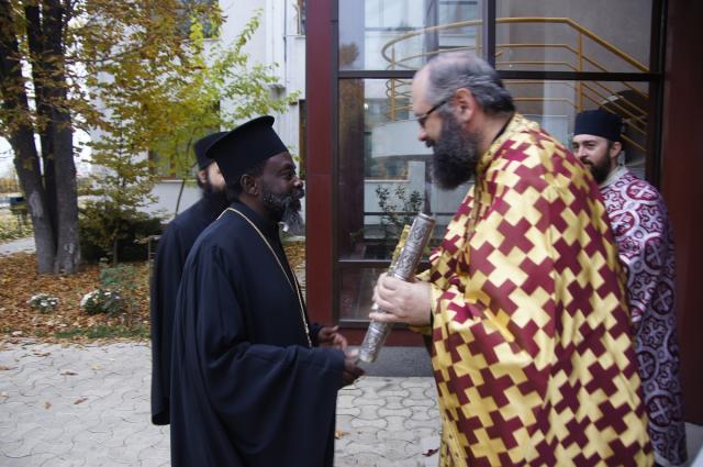 PS Innocentios de Burundi şi Rwanda, în vizită la Seminarul Teologic din Iași